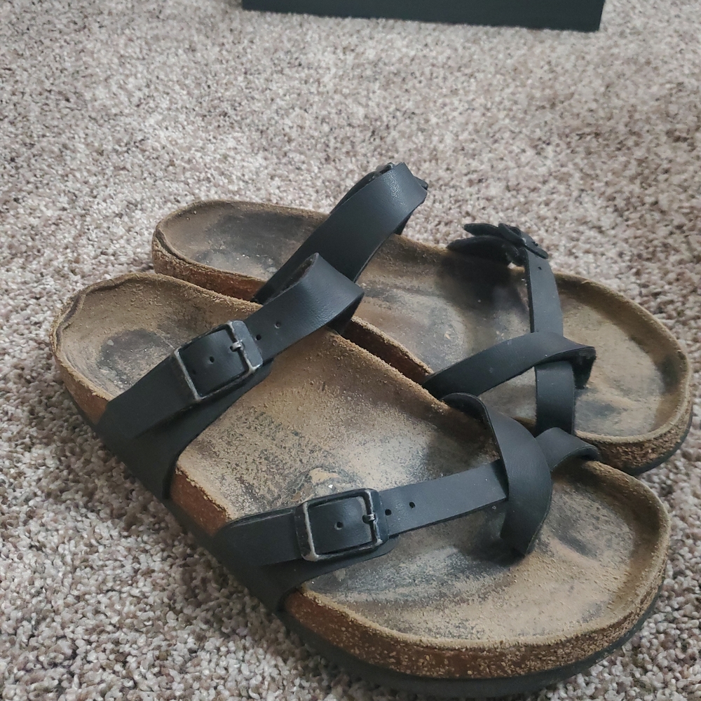 Birkenstock Mayari Sandals | Black Crisscross | Size 38‎ (Fits 7–7.5)